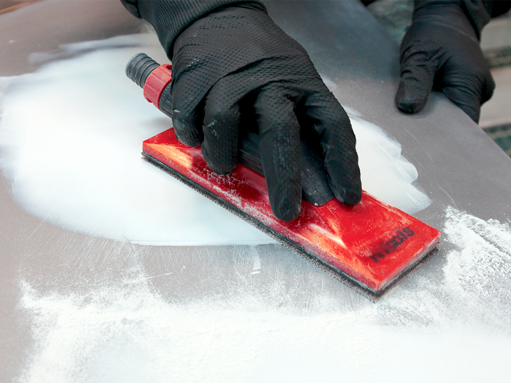 Samochodowa szpachla wykończeniowa z utwardzaczem APP Poly Plast Finisher | 0,5kg