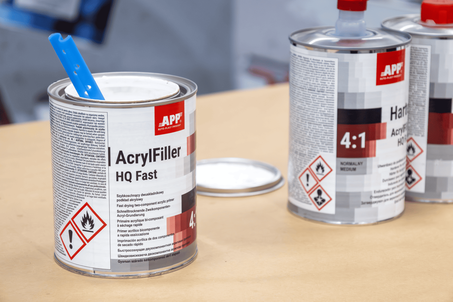 Podkład akrylowy dwuskładnikowy wypełniający APP APP AcrylFiller HQ Fast 4:1 | biały | 1,0L