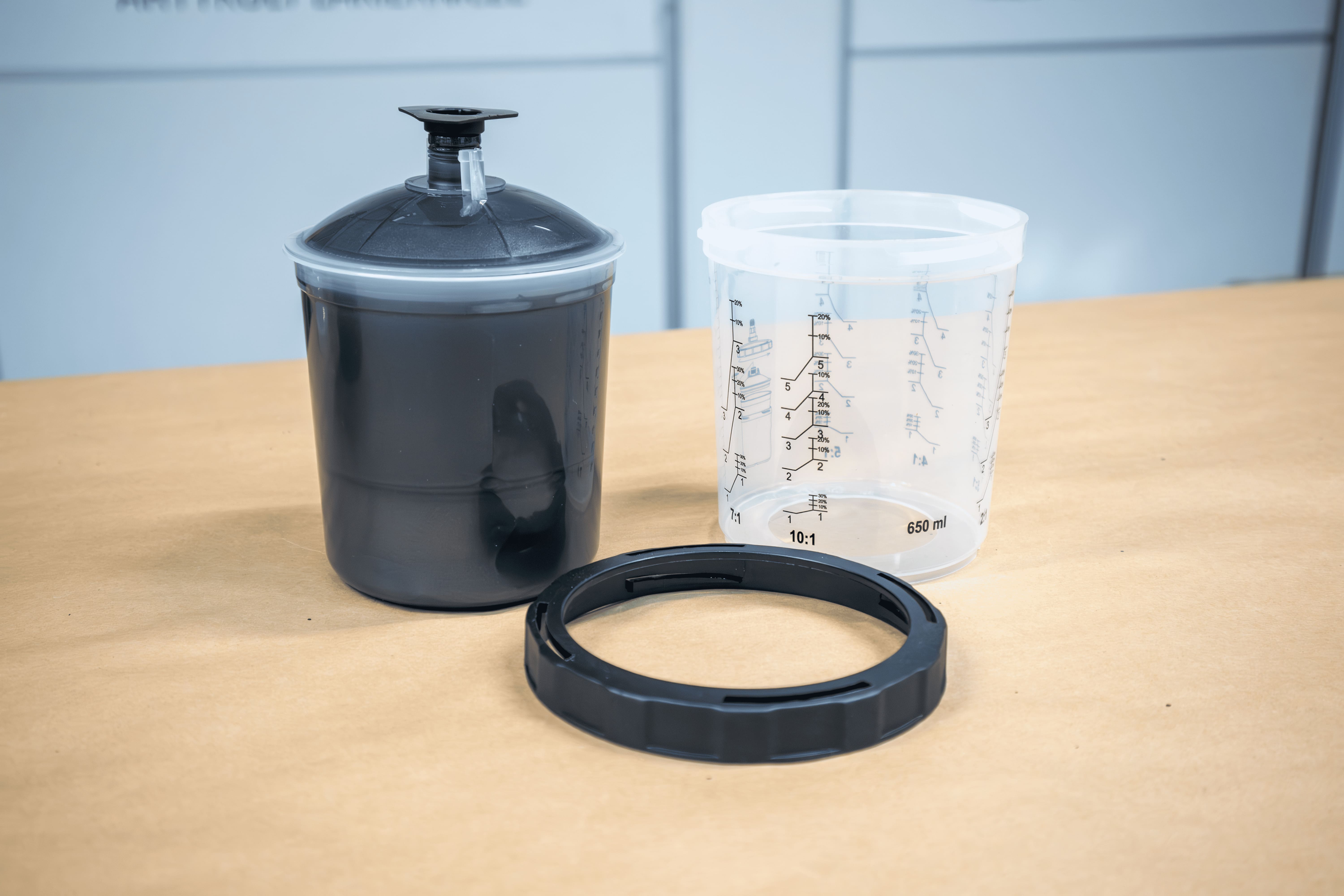 Zestaw kubków do mieszania lakieru W24 ZKDL | 650 ml | 190 mikr. | opak. (50szt)