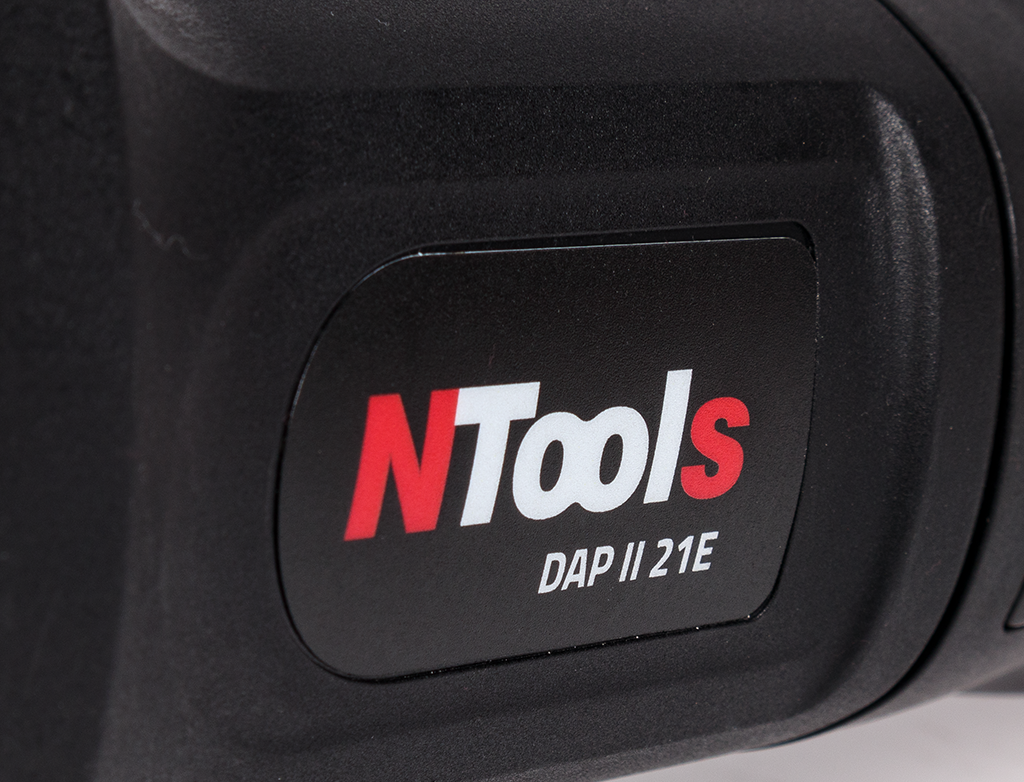 NTools DAP II 21E - Polerka elektryczna typu Dual Action o skoku 21 mm | Skok 21mm | 2200-5000 RPM | 2,6kg