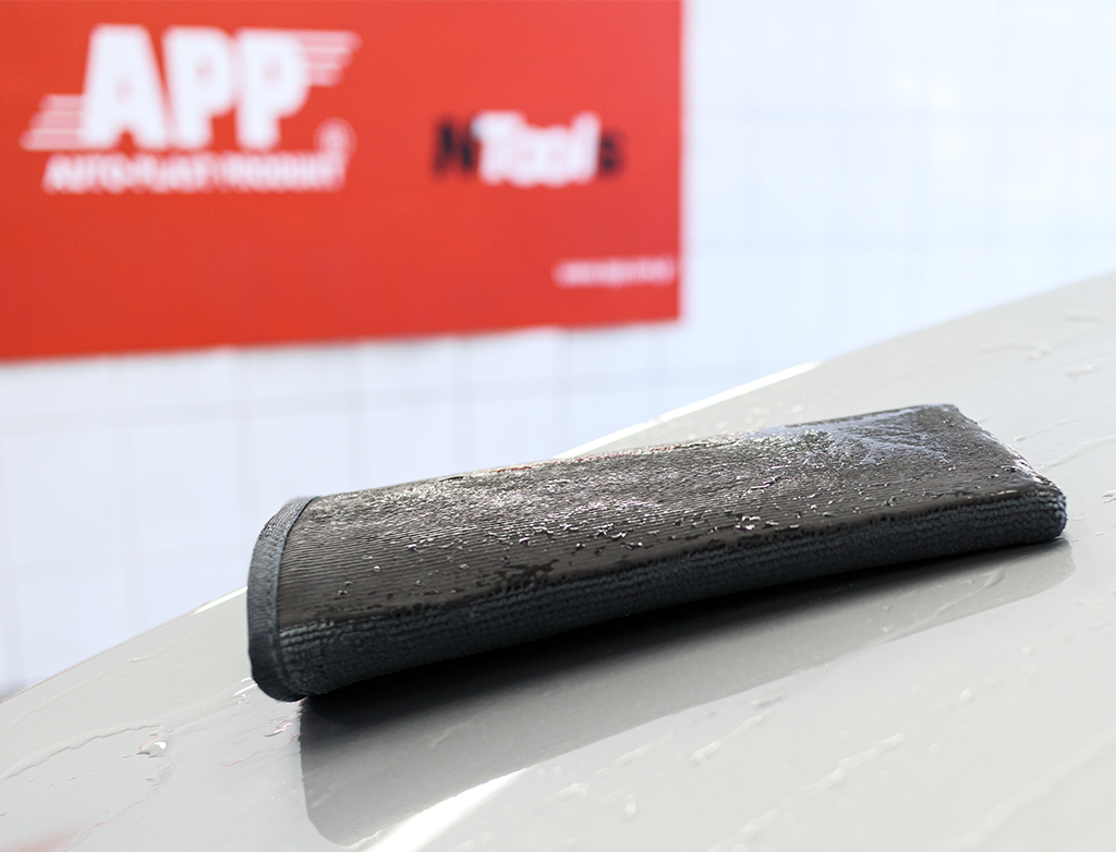 Rękawica do dekontaminacji karoserii APP Clay Mitt | Mikrofibra